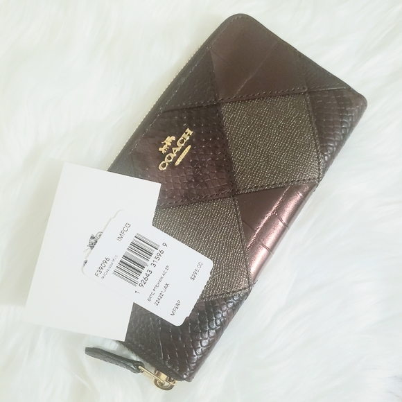 COACH Exotic Patchwork Accordion Zip Wallet NWT - Picture 7 of 11